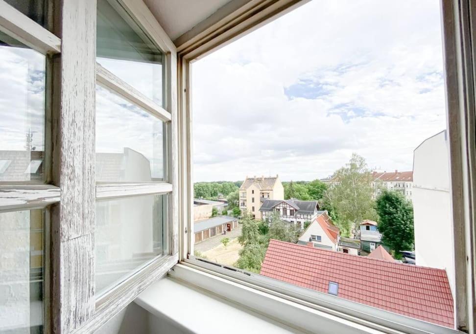 Schoene Ferienwohnung Mit Blick Ueber Stadtwald Lipsk Zewnętrze zdjęcie